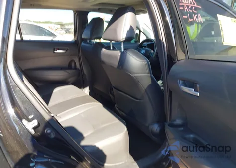 2022 Toyota Corolla Cross Xle из США, поврежденный, VIN 7MUDAABG4NV035441